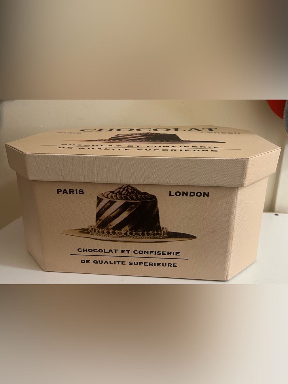 Canvas Chocolate Box Wall Art - Beige Brown London Design-13" x 9" x 6"